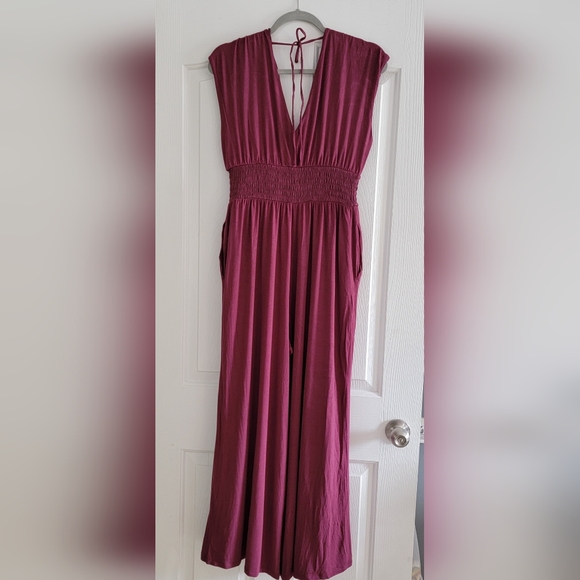 Old Navy waist defined shirred jumpsuit - Picture 3 of 5